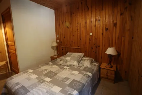 Chambre d'appoint et alcôve du gîte Mimosa
