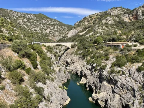 Gorges de l'Hérault près de Saint-Guilhem-le-Désert